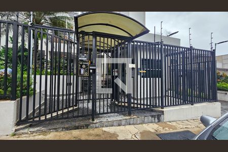 Apartamento à venda com 150m², 3 quartos e 2 vagasFachada e portaria