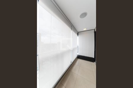 Apartamento para alugar com 38m², 1 quarto e 1 vagaVaranda