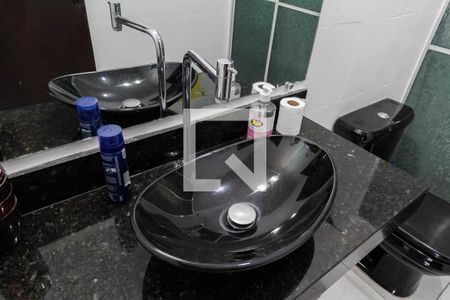 Casa à venda com 360m², 7 quartos e 3 vagas Casa à venda com 360m², 7 quartos e 3 vagasBanheiro social 1