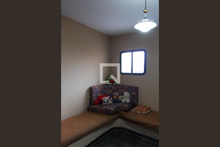 Casa à venda com 236m², 3 quartos e 3 vagasESCRITÓRIO PISO INFERIOR