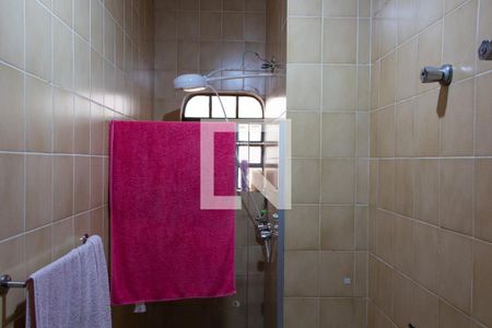 Casa à venda com 236m², 3 quartos e 3 vagasBANHEIRO DA SUITE 2