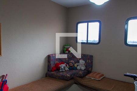 Casa à venda com 236m², 3 quartos e 3 vagasESCRITÓRIO PISO INFERIOR