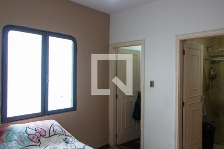 Casa à venda com 236m², 3 quartos e 3 vagasSUITE 3