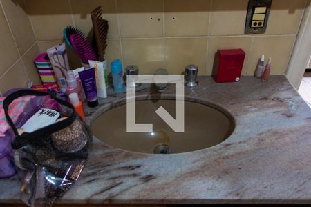 Casa à venda com 236m², 3 quartos e 3 vagasBANHEIRO DA SUITE 3