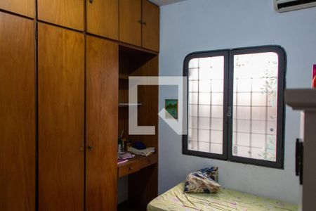 Casa à venda com 236m², 3 quartos e 3 vagasSUITE 2