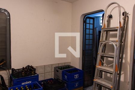 Casa à venda com 236m², 3 quartos e 3 vagasDISPENSA PISO INFERIOR