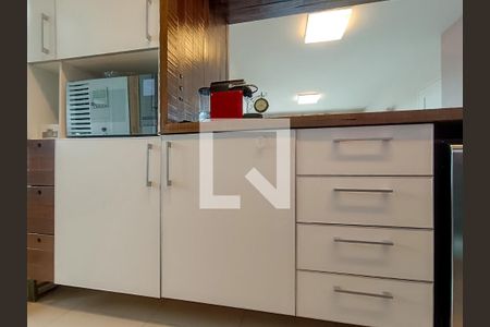 Apartamento à venda com 105m², 3 quartos e 2 vagas Apartamento à venda com 105m², 3 quartos e 2 vagasCozinha