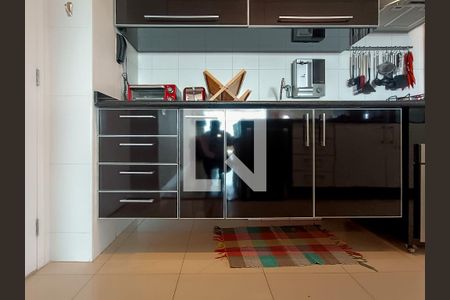 Apartamento à venda com 105m², 3 quartos e 2 vagas Apartamento à venda com 105m², 3 quartos e 2 vagasCozinha