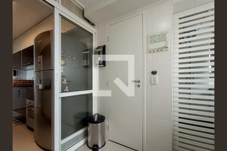 Apartamento à venda com 105m², 3 quartos e 2 vagas Apartamento à venda com 105m², 3 quartos e 2 vagasÁrea de Serviço