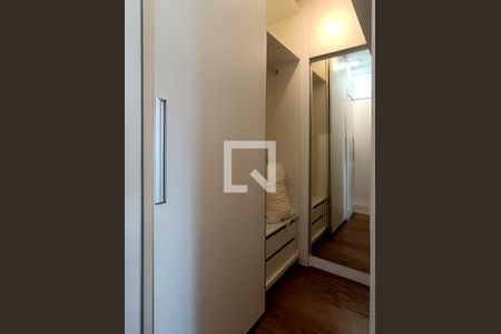 Apartamento à venda com 105m², 3 quartos e 2 vagas Apartamento à venda com 105m², 3 quartos e 2 vagasSuíte - Closet