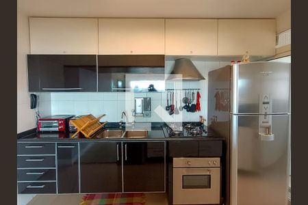 Apartamento à venda com 105m², 3 quartos e 2 vagas Apartamento à venda com 105m², 3 quartos e 2 vagasCozinha