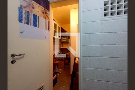 Apartamento à venda com 105m², 3 quartos e 2 vagas Apartamento à venda com 105m², 3 quartos e 2 vagasÁrea de Serviço - Depósito