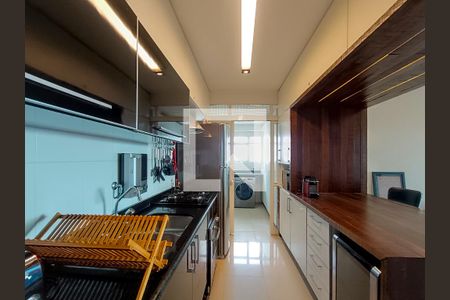 Apartamento à venda com 105m², 3 quartos e 2 vagas Apartamento à venda com 105m², 3 quartos e 2 vagasCozinha