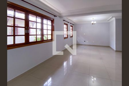 Sala de casa de condomínio para alugar com 3 quartos, 100m² em Jardim Ester Yolanda, São Paulo