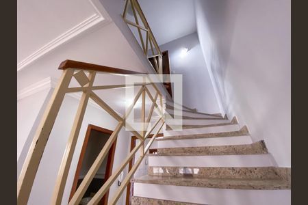 Sala de casa de condomínio para alugar com 3 quartos, 100m² em Jardim Ester Yolanda, São Paulo