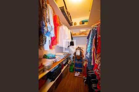 Apartamento à venda com 140m², 4 quartos e 1 vagaSuíte - closet