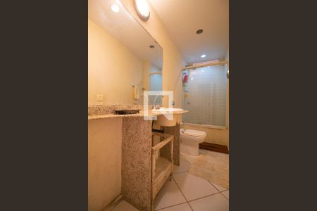 Apartamento à venda com 140m², 4 quartos e 1 vagaBanheiro social