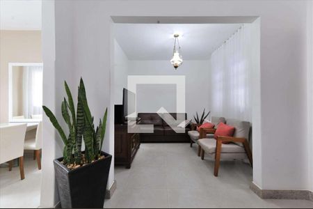 Casa à venda com 3 quartos, 180m² em Santa Lúcia, Belo Horizonte