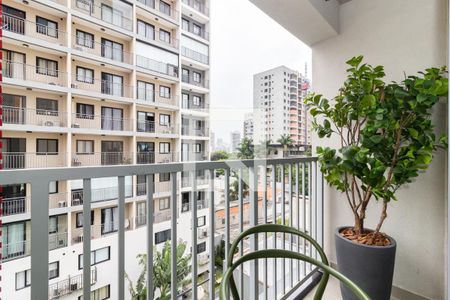 Studio para alugar com 23m², 1 quarto e sem vaga Studio para alugar com 23m², 1 quarto e sem vagaVaranda