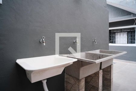 Casa para alugar com 35m², 1 quarto e sem vaga Casa para alugar com 35m², 1 quarto e sem vagaÁrea de serviço