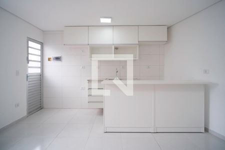 Cozinha  de casa para alugar com 1 quarto, 35m² em Vila Ré, São Paulo