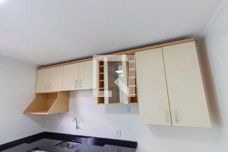Casa para alugar com 85m², 2 quartos e 1 vagaCozinha - Armários