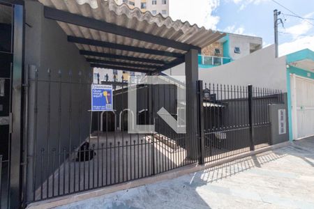 Casa para alugar com 85m², 2 quartos e 1 vagaFachada