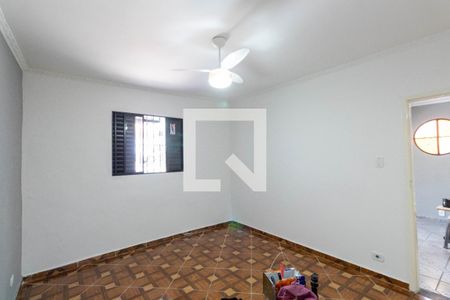 Quarto 1 de casa para alugar com 2 quartos, 85m² em Vila Ré, São Paulo