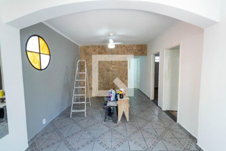 Sala de casa para alugar com 2 quartos, 85m² em Vila Ré, São Paulo