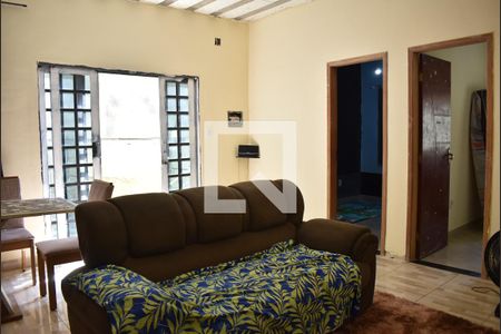 Sala de casa para alugar com 3 quartos, 70m² em Campo Grande, Rio de Janeiro