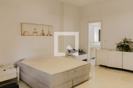 Apartamento para alugar com 383m², 4 quartos e 2 vagasQuarto 4