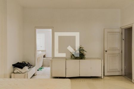 Apartamento para alugar com 383m², 4 quartos e 2 vagasQuarto 4