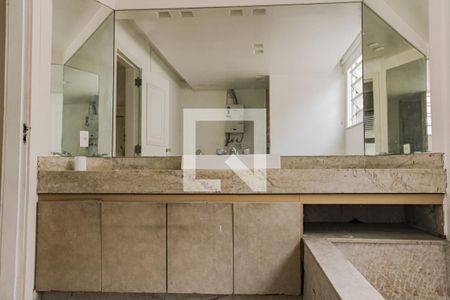 Apartamento para alugar com 383m², 4 quartos e 2 vagasQuarto 4 - Suíte