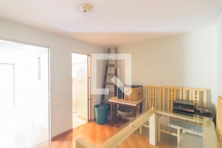 Casa para alugar com 250m², 3 quartos e 2 vagasSala