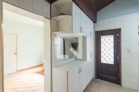 Casa para alugar com 250m², 3 quartos e 2 vagasCozinha