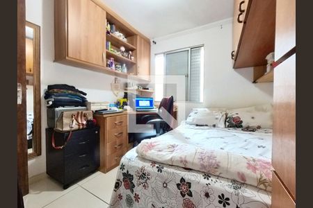 Quarto 1 de apartamento para alugar com 2 quartos, 56m² em Jardim Íris, São Paulo