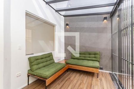 Sala de casa à venda com 3 quartos, 150m² em Vila Mariana, São Paulo