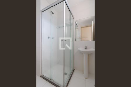 Apartamento à venda com 56m², 3 quartos e 1 vaga Apartamento à venda com 56m², 3 quartos e 1 vagaBanheiro da Suíte