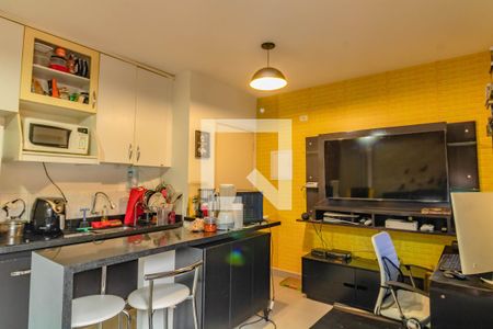 Cozinha  de apartamento para alugar com 1 quarto, 38m² em Mirandópolis, São Paulo