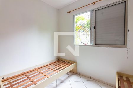 Quarto 1 de apartamento para alugar com 2 quartos, 55m² em Jardim Roberto, Osasco