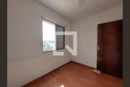 Quarto 1 de apartamento para alugar com 2 quartos, 49m² em Vila Erna, São Paulo