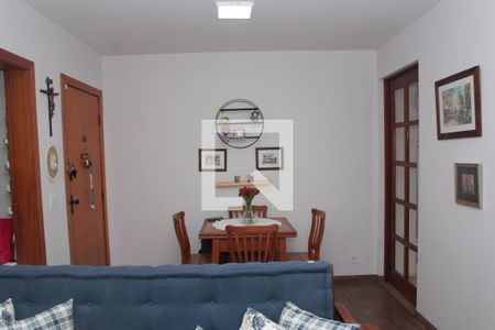 Sala de apartamento à venda com 3 quartos, 110m² em São João Batista, Belo Horizonte