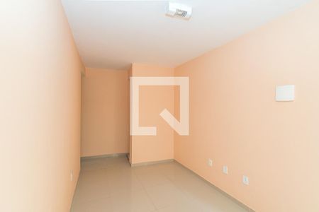 Sala de casa à venda com 1 quarto, 40m² em Brás de Pina, Rio de Janeiro