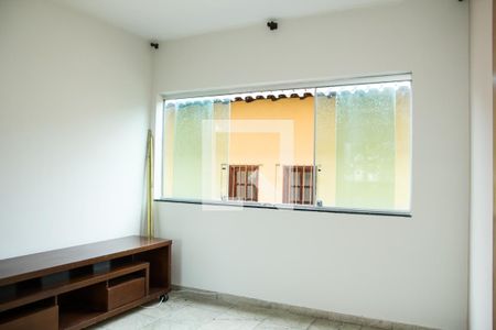 Sala de apartamento para alugar com 3 quartos, 65m² em Padre Eustáquio, Belo Horizonte