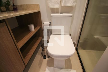 Banheiro de kitnet/studio à venda com 1 quarto, 29m² em Indianópolis, São Paulo