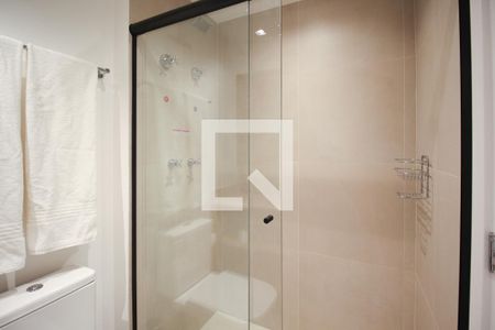 Banheiro de kitnet/studio à venda com 1 quarto, 29m² em Indianópolis, São Paulo