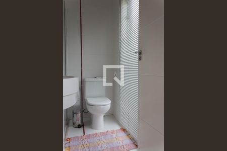 Casa à venda com 152m², 3 quartos e 2 vagasBanheiro