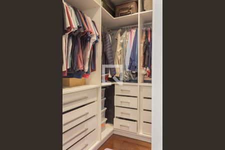 Closet da Suíte 1 de casa à venda com 3 quartos, 152m² em Jardim do Mar, São Bernardo do Campo