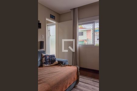 Casa à venda com 152m², 3 quartos e 2 vagasQuarto 1