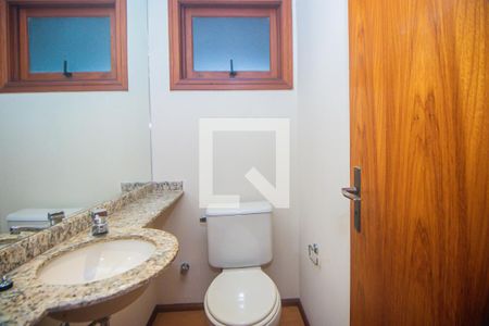 Lavabo de apartamento para alugar com 3 quartos, 125m² em Moinhos de Vento, Porto Alegre